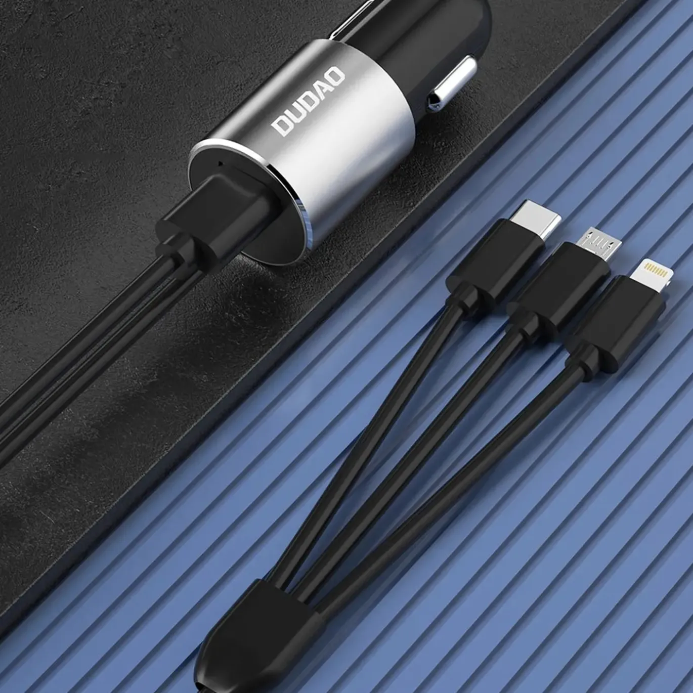 KFZ Ladegerät mit 3in1 Kabel