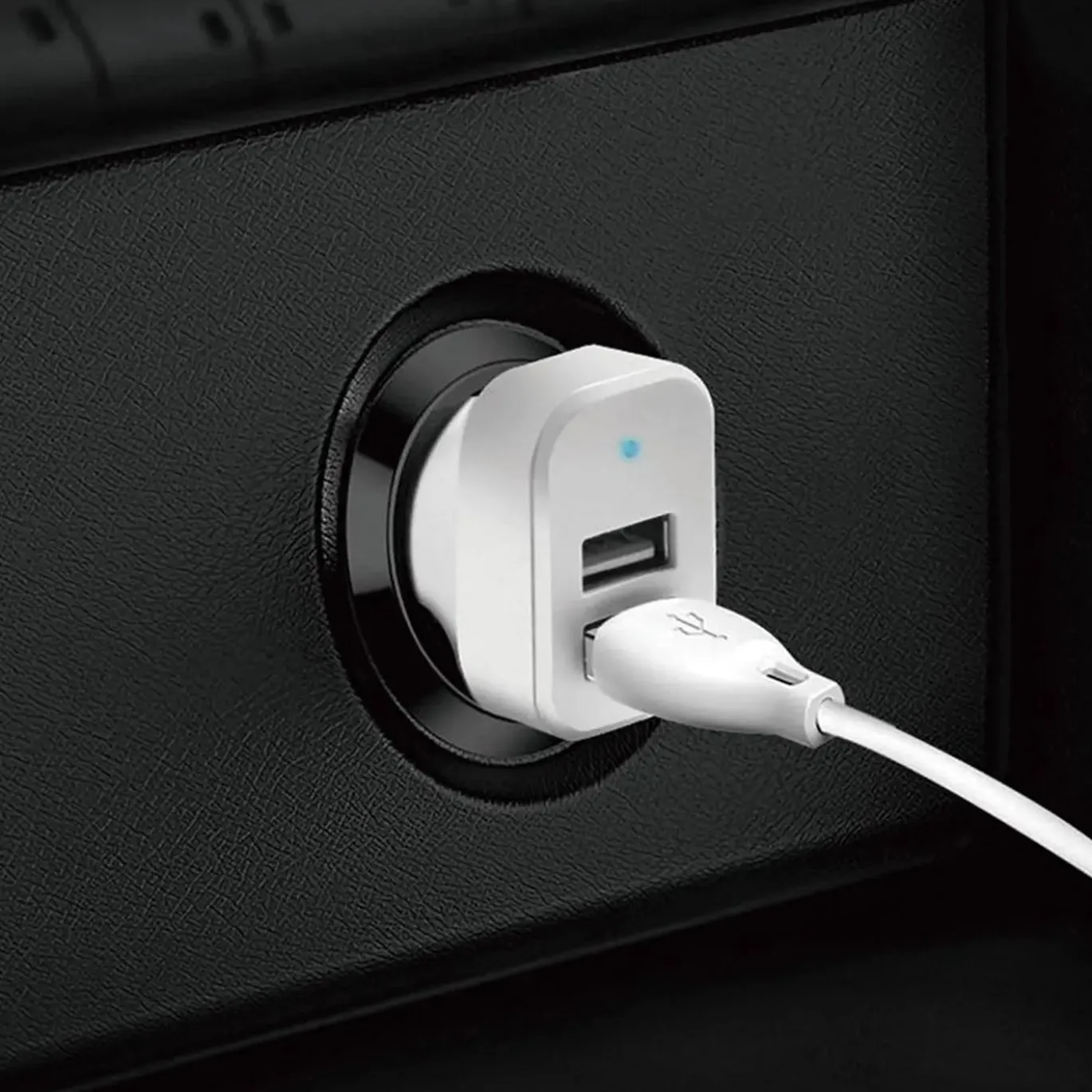 KFZ Ladegerät R7 mit 3in1 Kabel